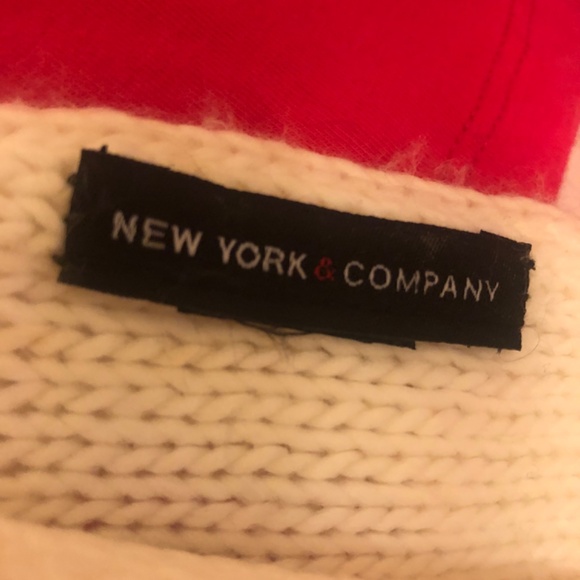 Beautiful 3 piece  Express fleece zip up with cotton crew top  and scarf - Picture 5 of 7